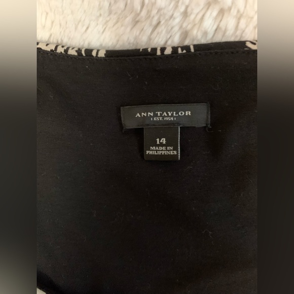 Ann Taylor dress, sleeveless, pre-loved but in good condition - Picture 3 of 8